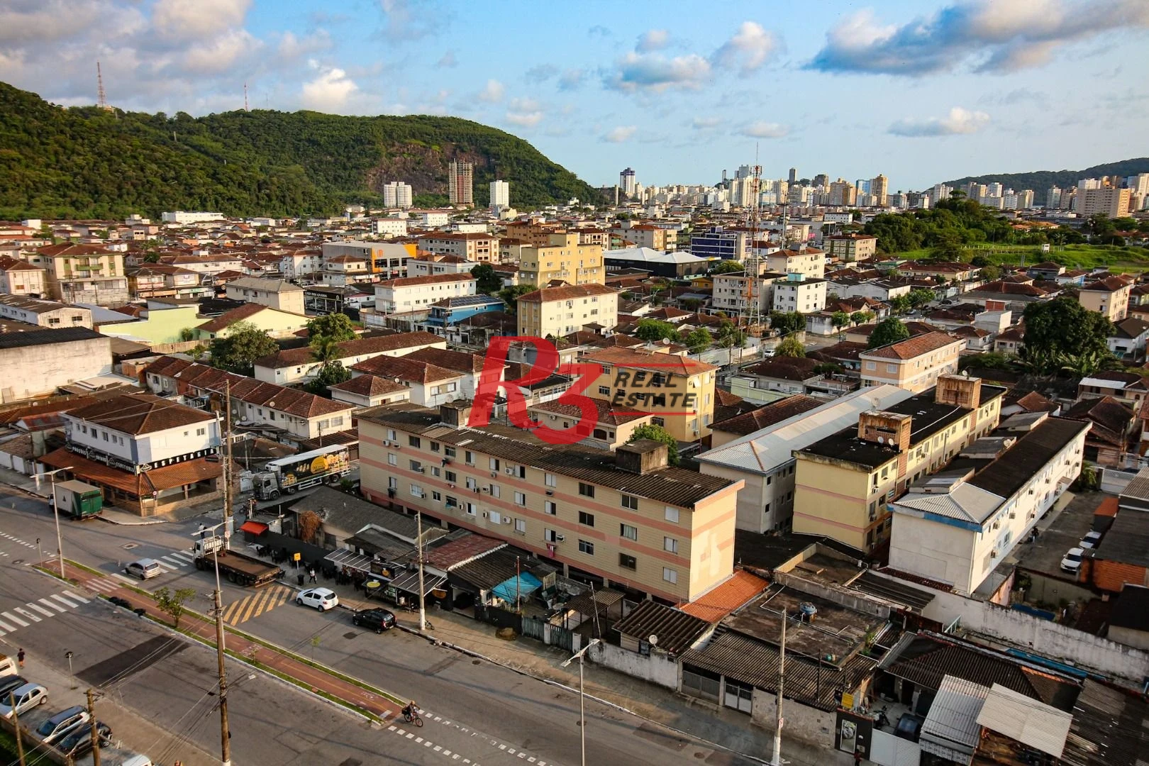 Apartamento com 2 dormitórios para alugar, 60 m² por R$ 3.000,02/mês - Castelo - Santos/SP