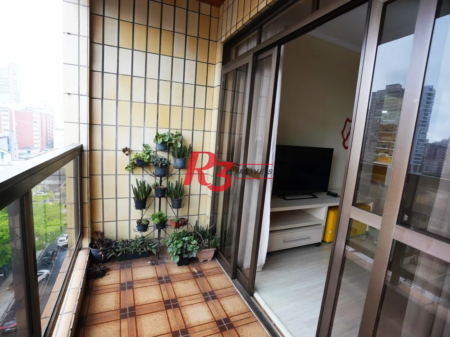 Apartamento com 3 dormitórios à venda, 114 m² por R$ 690.000,00 - Boqueirão - Santos/SP