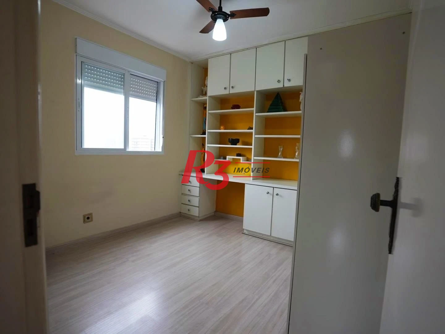 Apartamento com 3 dormitórios à venda, 114 m² por R$ 690.000,00 - Boqueirão - Santos/SP