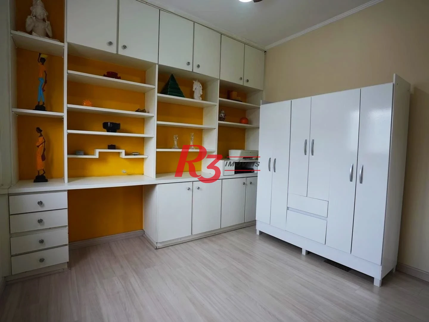 Apartamento com 3 dormitórios à venda, 114 m² por R$ 690.000,00 - Boqueirão - Santos/SP