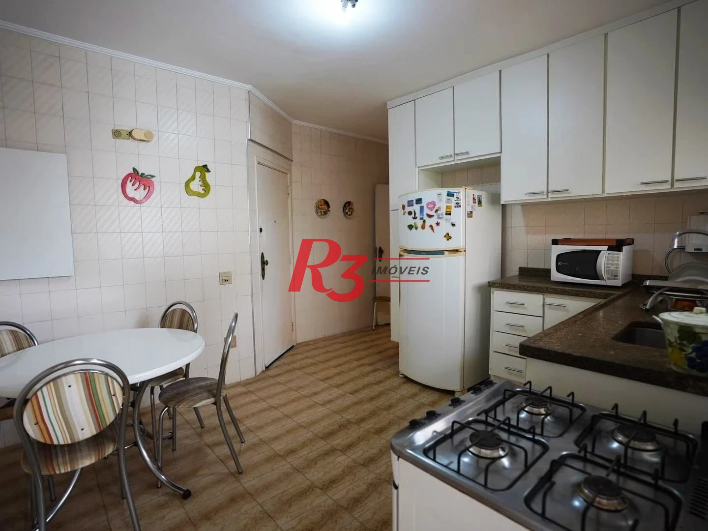 Apartamento com 3 dormitórios à venda, 114 m² por R$ 690.000,00 - Boqueirão - Santos/SP