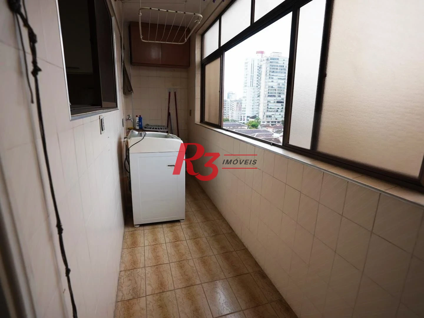 Apartamento com 3 dormitórios à venda, 114 m² por R$ 690.000,00 - Boqueirão - Santos/SP