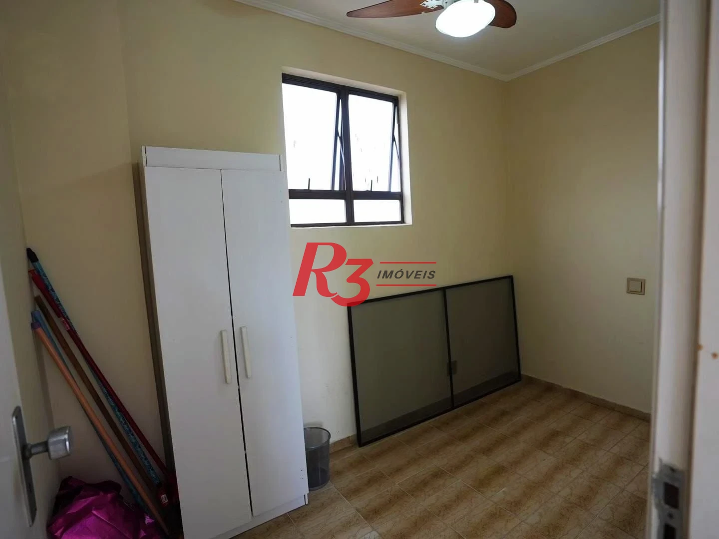 Apartamento com 3 dormitórios à venda, 114 m² por R$ 690.000,00 - Boqueirão - Santos/SP