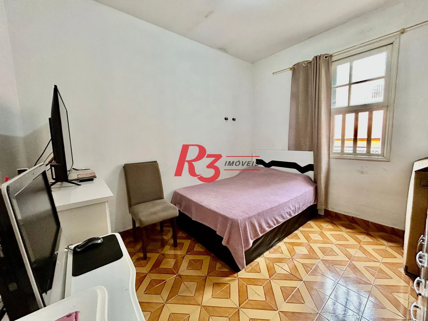 Apartamento com 2 dormitórios à venda, 72 m² por R$ 350.000,00 - Embaré - Santos/SP