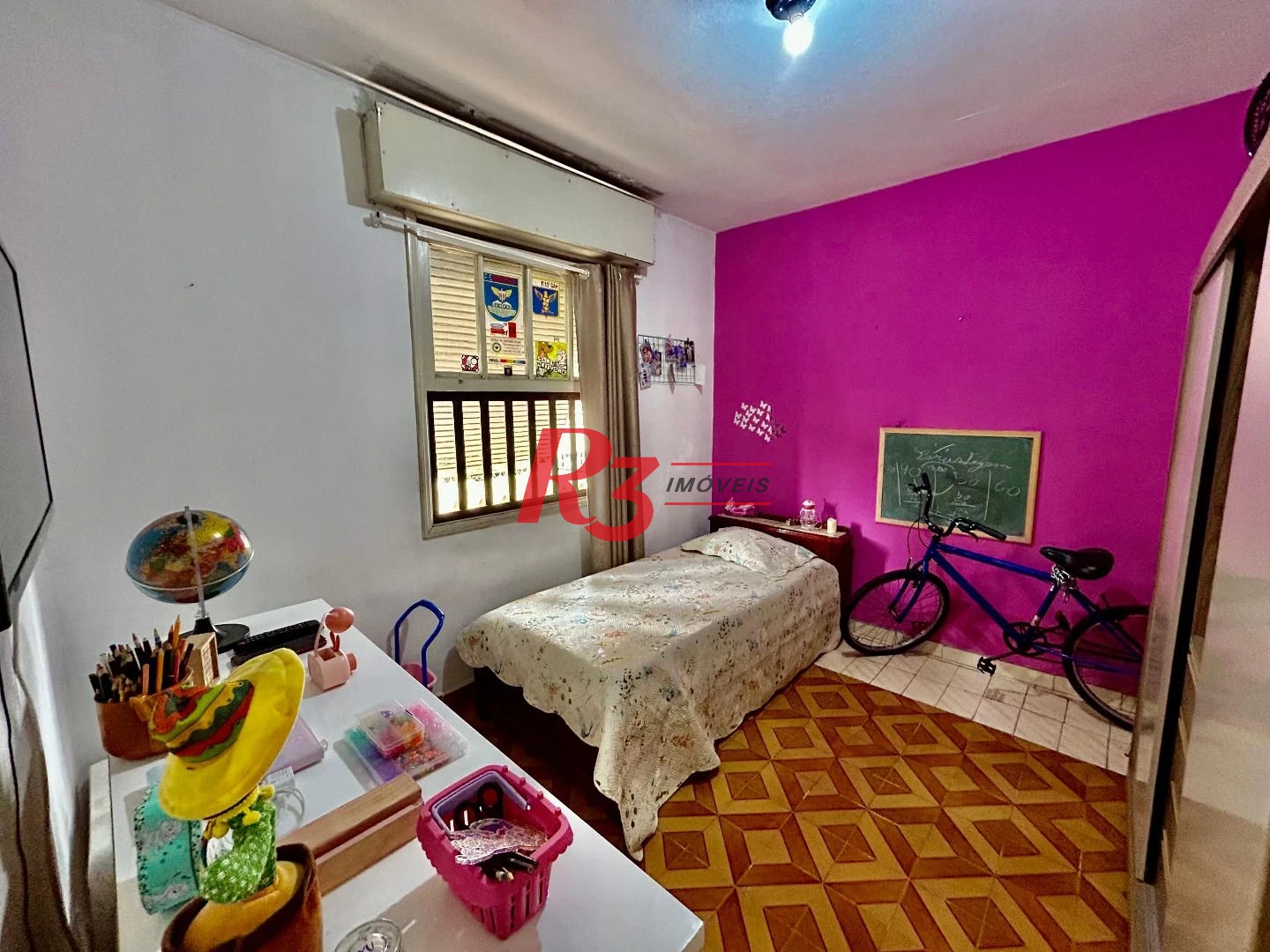 Apartamento com 2 dormitórios à venda, 72 m² por R$ 350.000,00 - Embaré - Santos/SP