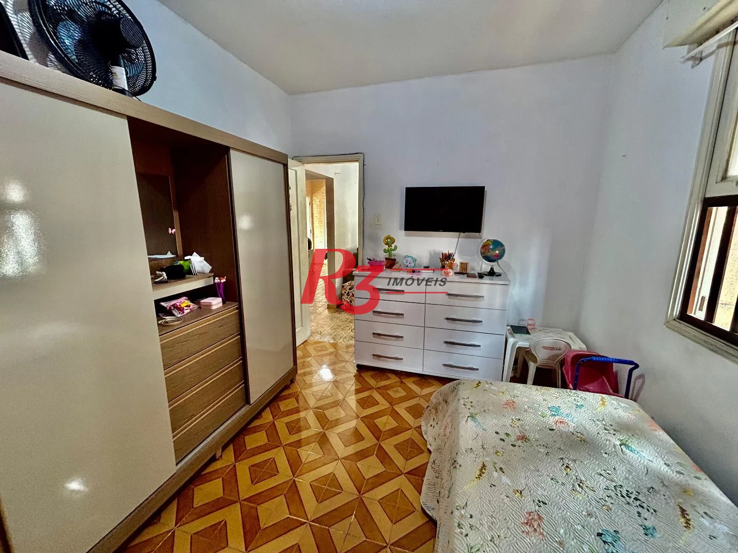 Apartamento com 2 dormitórios à venda, 72 m² por R$ 350.000,00 - Embaré - Santos/SP