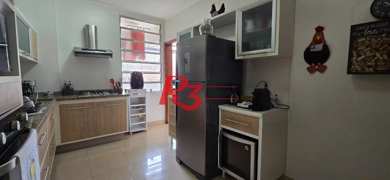 Apartamento com 2 dormitórios à venda, 97 m² por R$ 700.000,00 - Gonzaga - Santos/SP