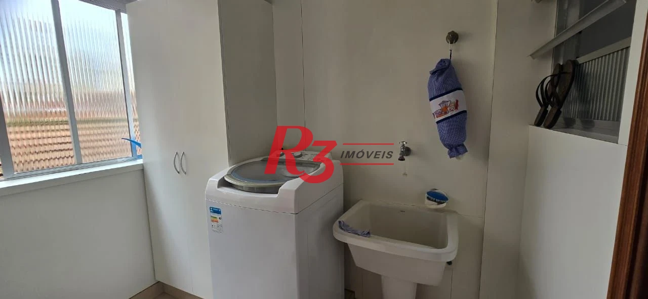 Apartamento com 2 dormitórios à venda, 97 m² por R$ 700.000,00 - Gonzaga - Santos/SP