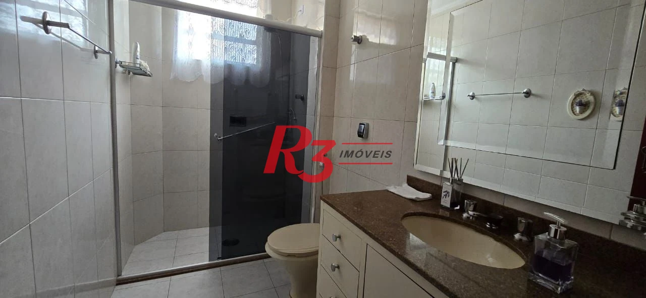 Apartamento com 2 dormitórios à venda, 97 m² por R$ 700.000,00 - Gonzaga - Santos/SP