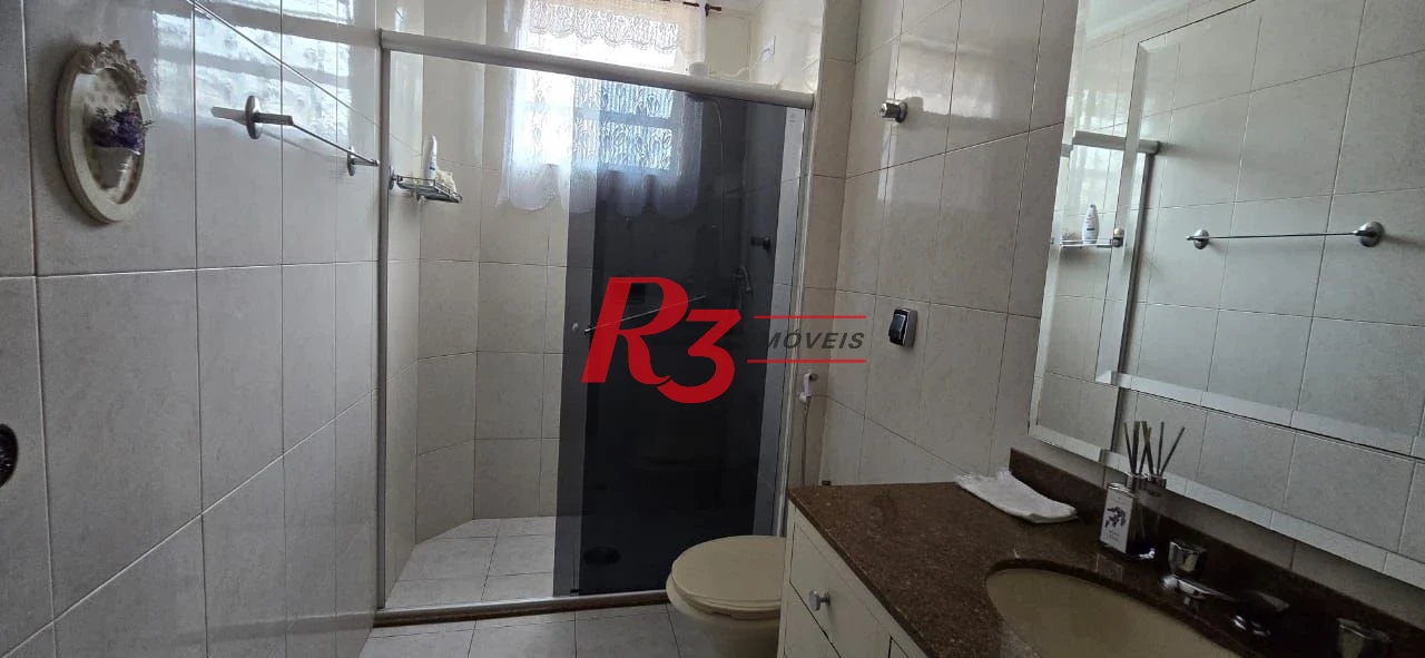Apartamento com 2 dormitórios à venda, 97 m² por R$ 700.000,00 - Gonzaga - Santos/SP