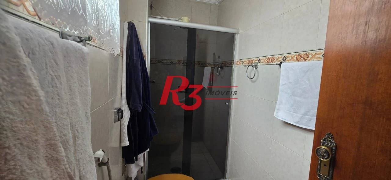 Apartamento com 2 dormitórios à venda, 97 m² por R$ 700.000,00 - Gonzaga - Santos/SP