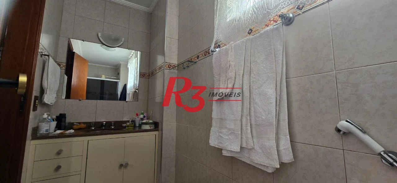 Apartamento com 2 dormitórios à venda, 97 m² por R$ 700.000,00 - Gonzaga - Santos/SP