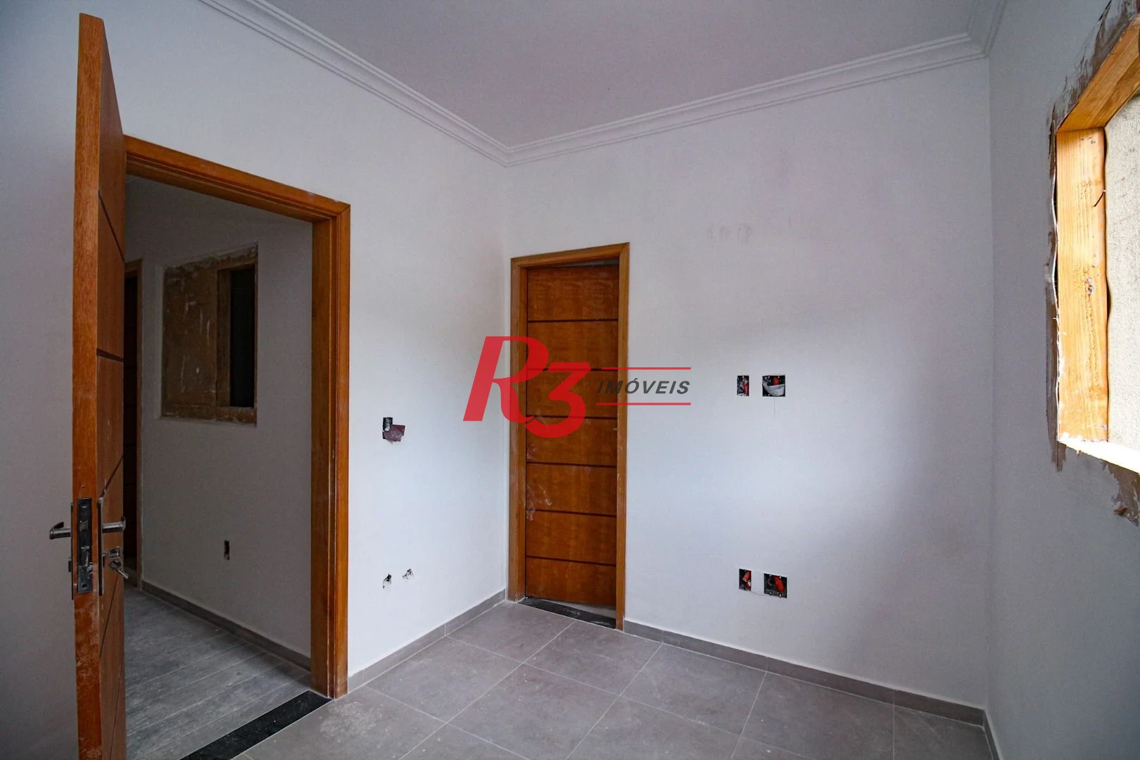 Sobrado à venda, 85 m² por R$ 680.000,00 - Parque da Montanha - Santos/SP