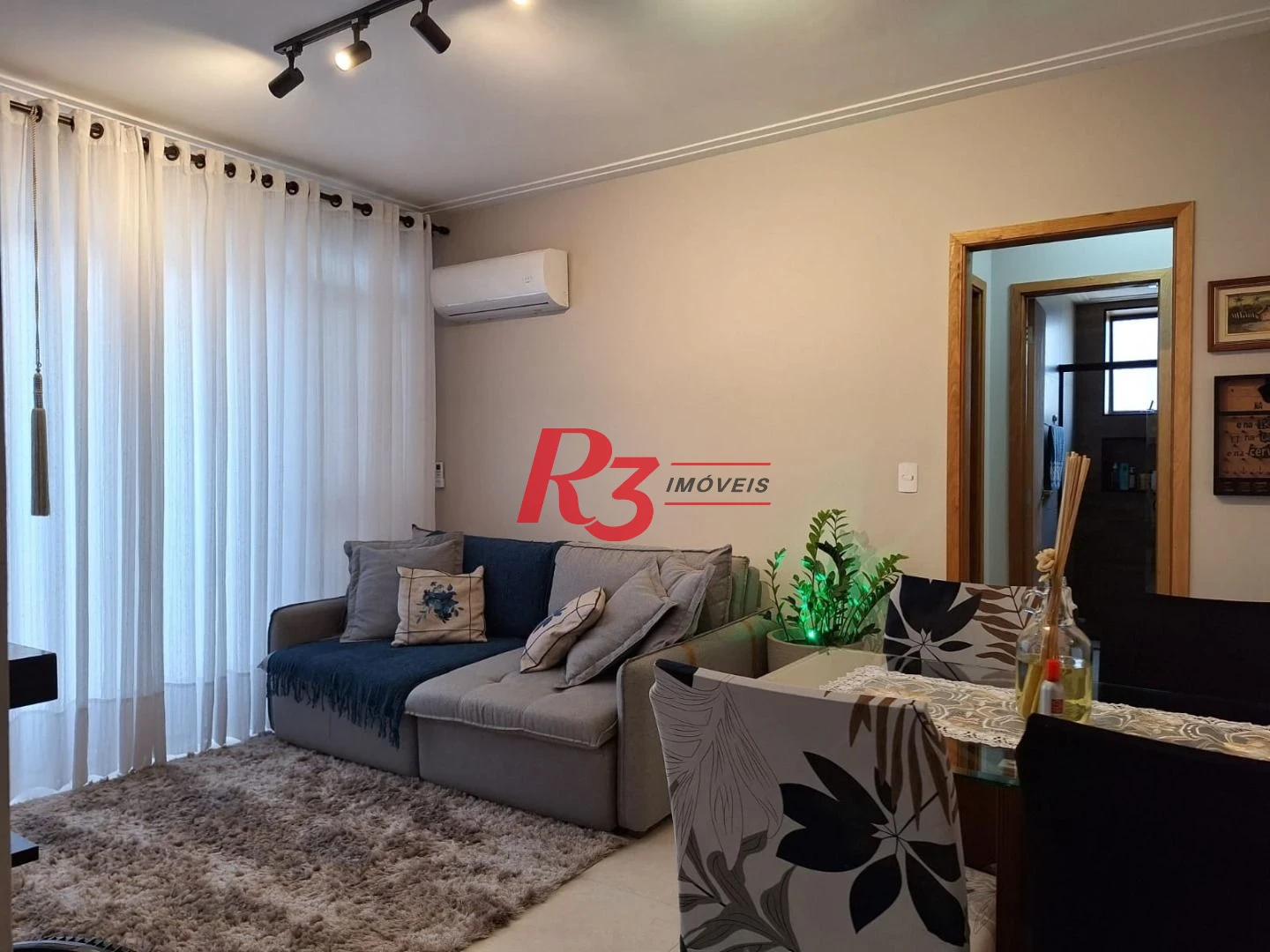 Apartamento à venda, 54 m² por R$ 340.000,00 - Itararé - São Vicente/SP