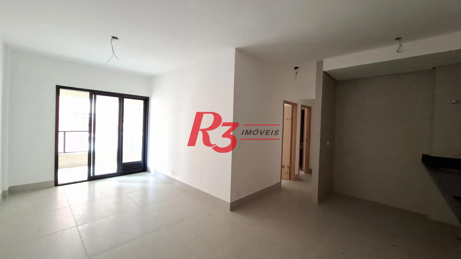 Apartamento novo à venda, 2 quartos (1 suite), próximo à praia, José Menino, Santos SP