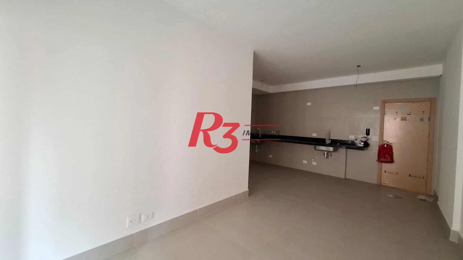 Apartamento novo à venda, 2 quartos (1 suite), próximo à praia, José Menino, Santos SP