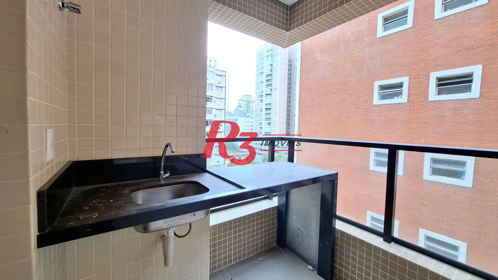 Apartamento novo à venda, 2 quartos (1 suite), próximo à praia, José Menino, Santos SP