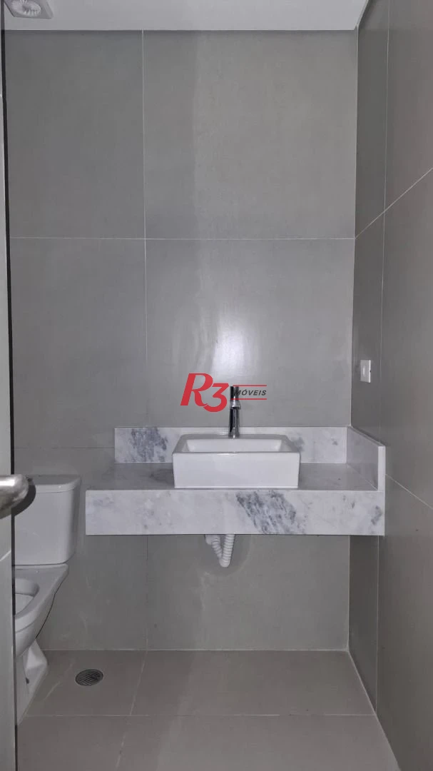 Apartamento novo à venda, 2 quartos (1 suite), próximo à praia, José Menino, Santos SP
