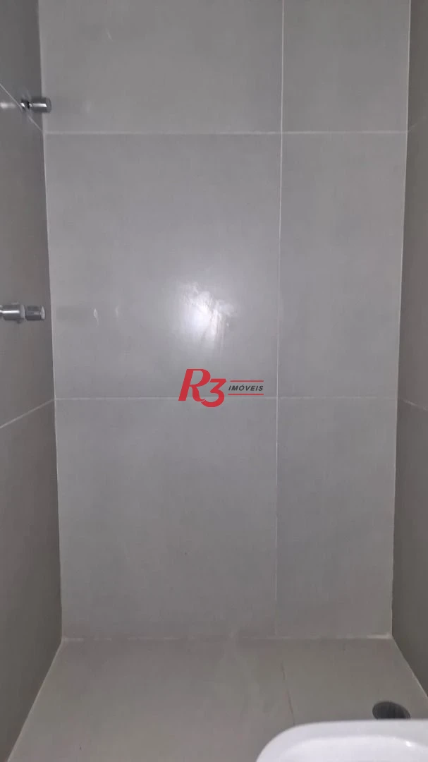Apartamento novo à venda, 2 quartos (1 suite), próximo à praia, José Menino, Santos SP