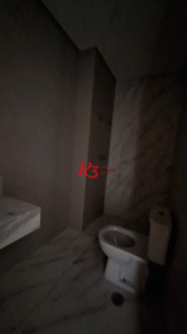 Apartamento novo à venda, 2 quartos (1 suite), próximo à praia, José Menino, Santos SP