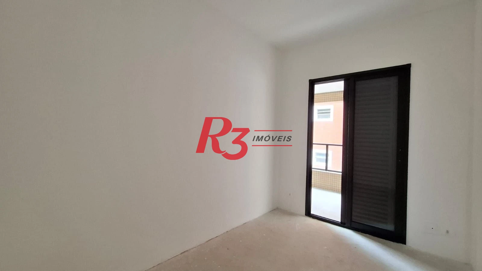 Apartamento novo à venda, 2 quartos (1 suite), próximo à praia, José Menino, Santos SP