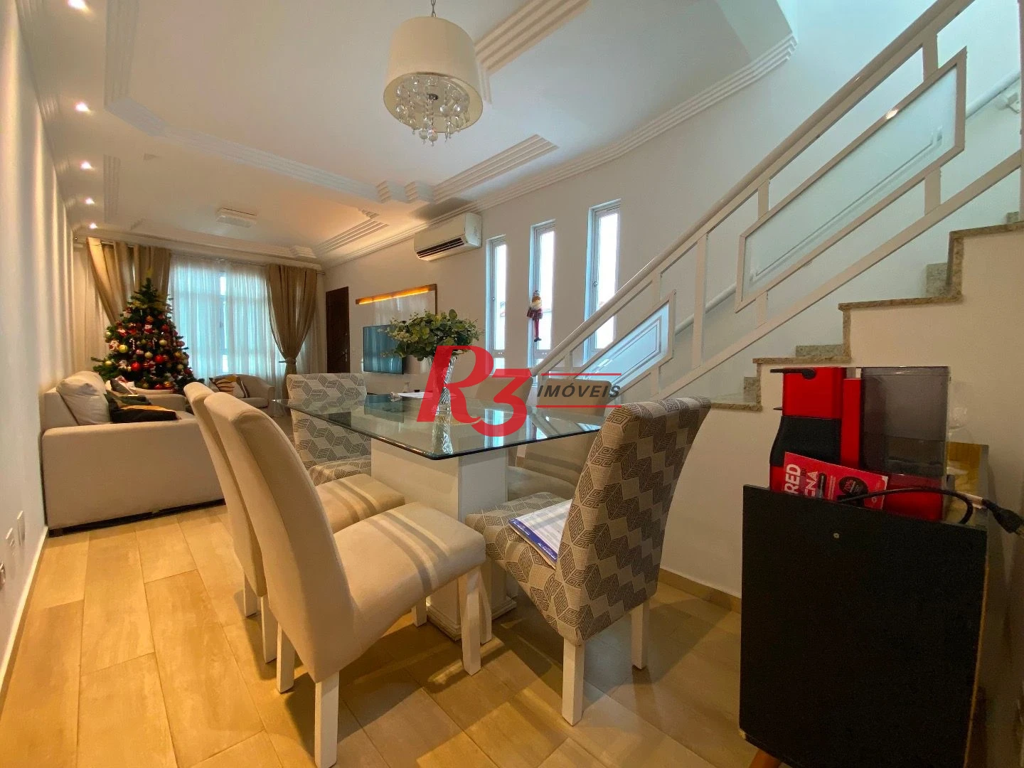 Casa com 3 dormitórios à venda, 106 m² por R$ 990.000,00 - Campo Grande - Santos/SP