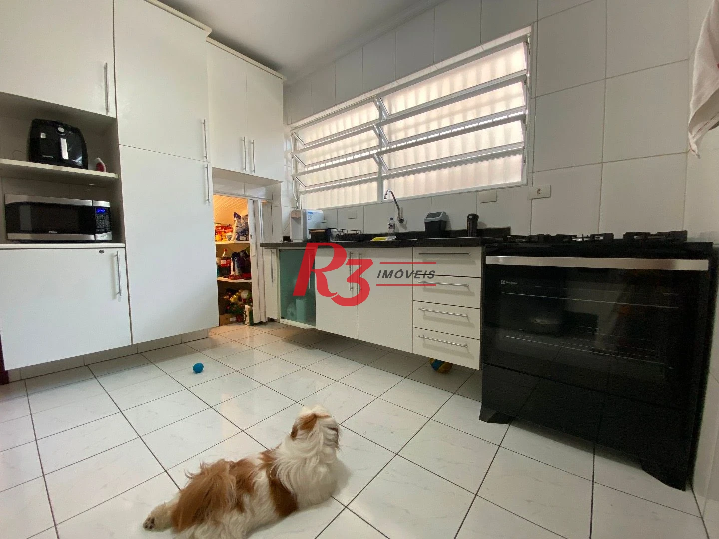Casa com 3 dormitórios à venda, 106 m² por R$ 990.000,00 - Campo Grande - Santos/SP