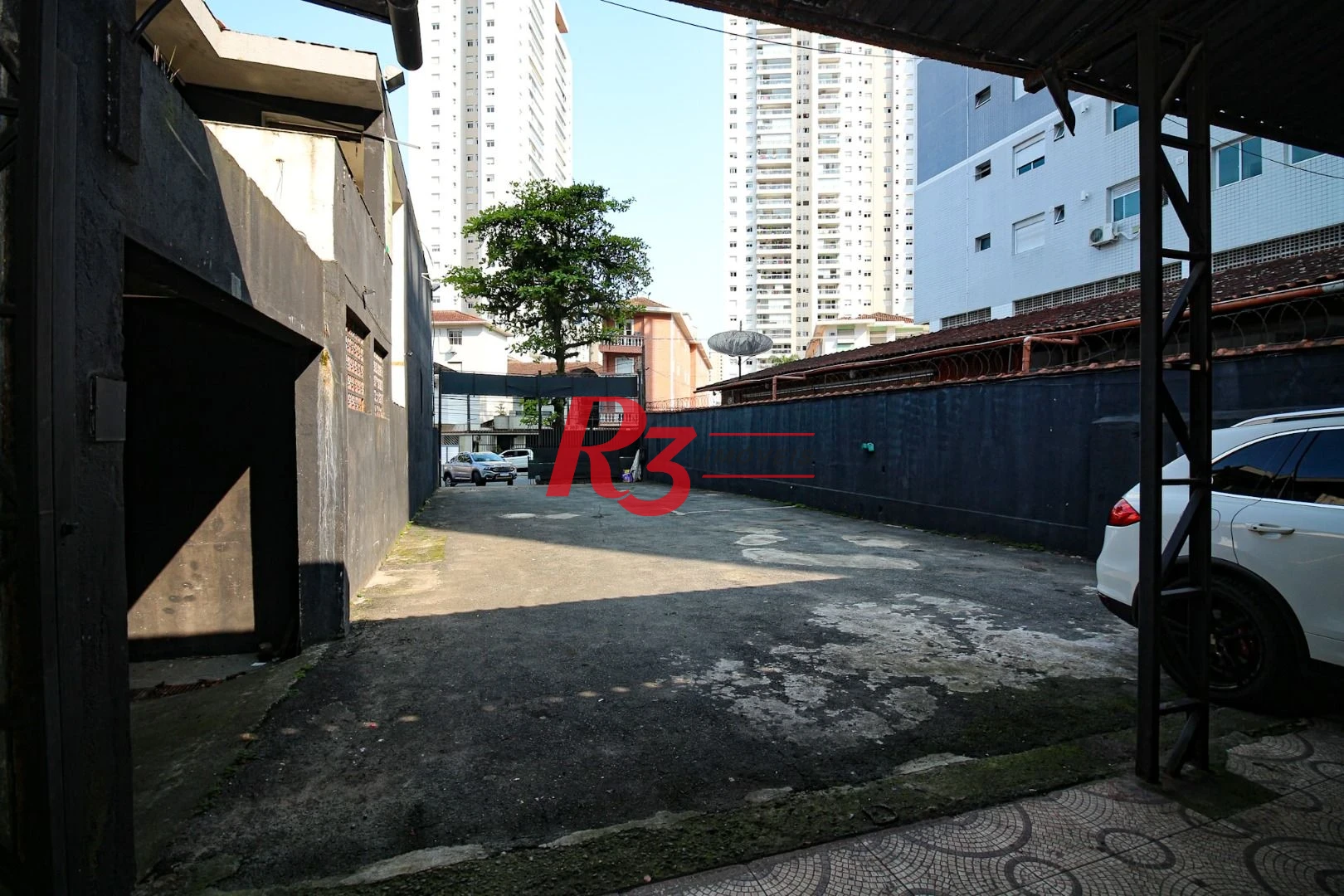 Sobrado, 989 m² - venda por R$ 5.000.000,00 ou aluguel por R$ 18.500,01/mês - Marapé - Santos/SP