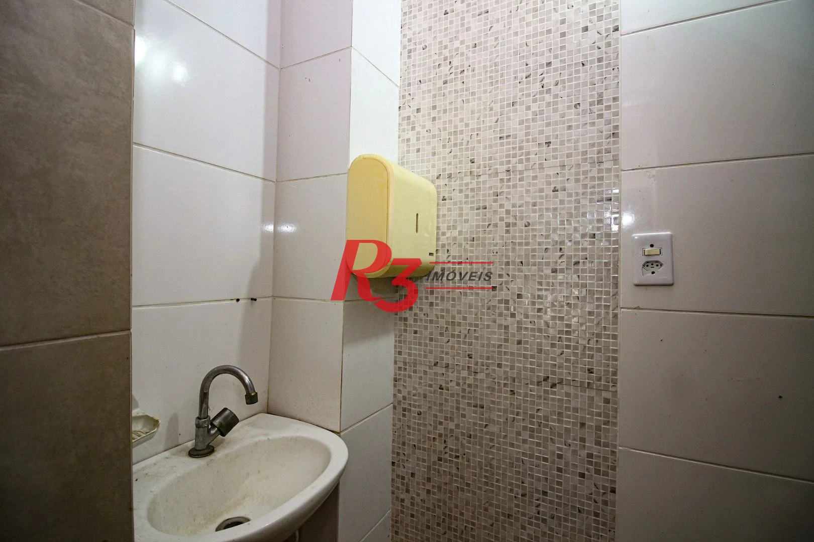 Sobrado, 989 m² - venda por R$ 5.000.000,00 ou aluguel por R$ 18.500,01/mês - Marapé - Santos/SP
