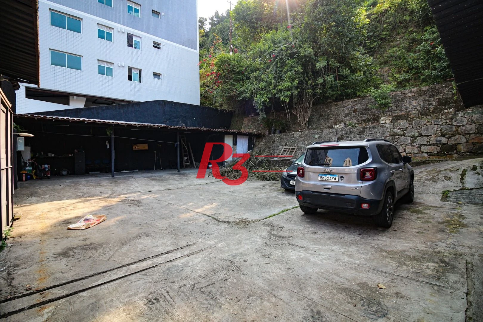 Sobrado, 989 m² - venda por R$ 5.000.000,00 ou aluguel por R$ 18.500,01/mês - Marapé - Santos/SP