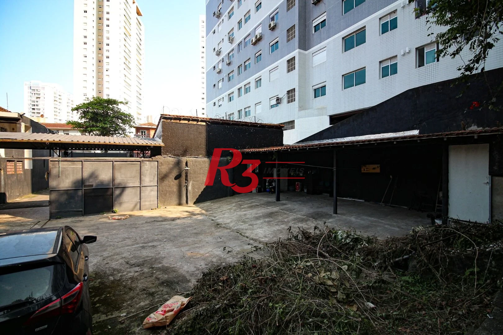 Sobrado, 989 m² - venda por R$ 5.000.000,00 ou aluguel por R$ 18.500,01/mês - Marapé - Santos/SP