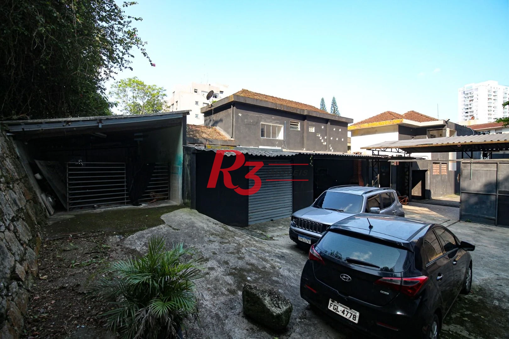 Sobrado, 989 m² - venda por R$ 5.000.000,00 ou aluguel por R$ 18.500,01/mês - Marapé - Santos/SP