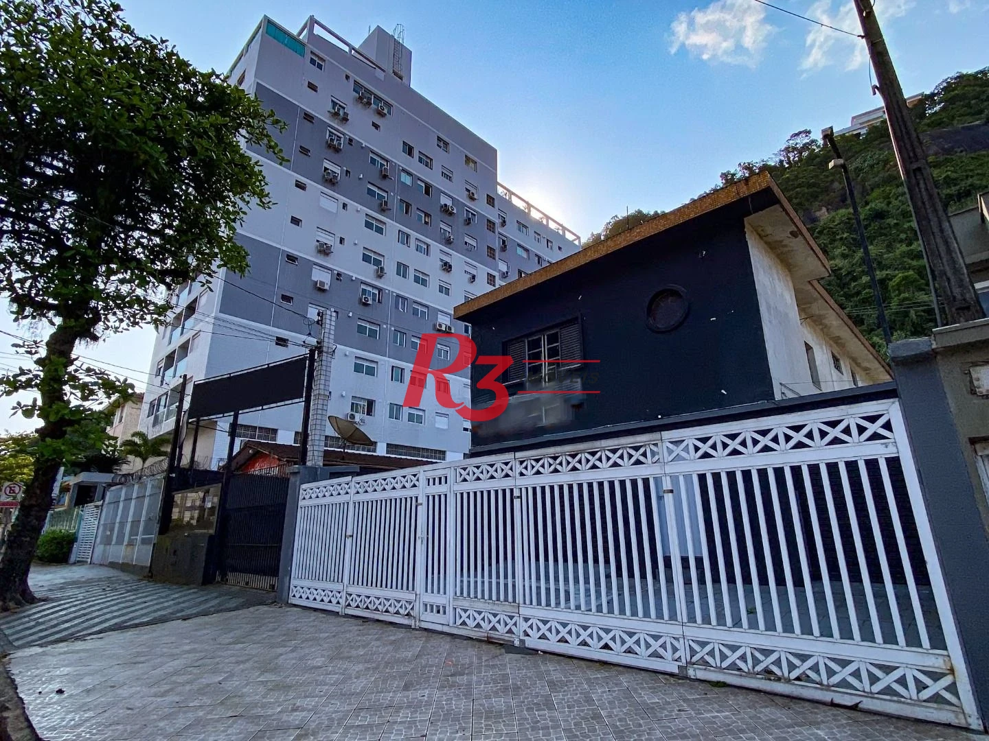 Sobrado, 989 m² - venda por R$ 5.000.000,00 ou aluguel por R$ 18.500,01/mês - Marapé - Santos/SP