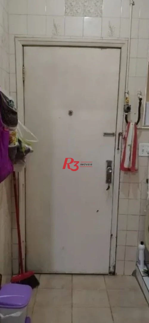 Kitnet à venda, 24 m² por R$ 260.000,00 - Pompéia - Santos/SP