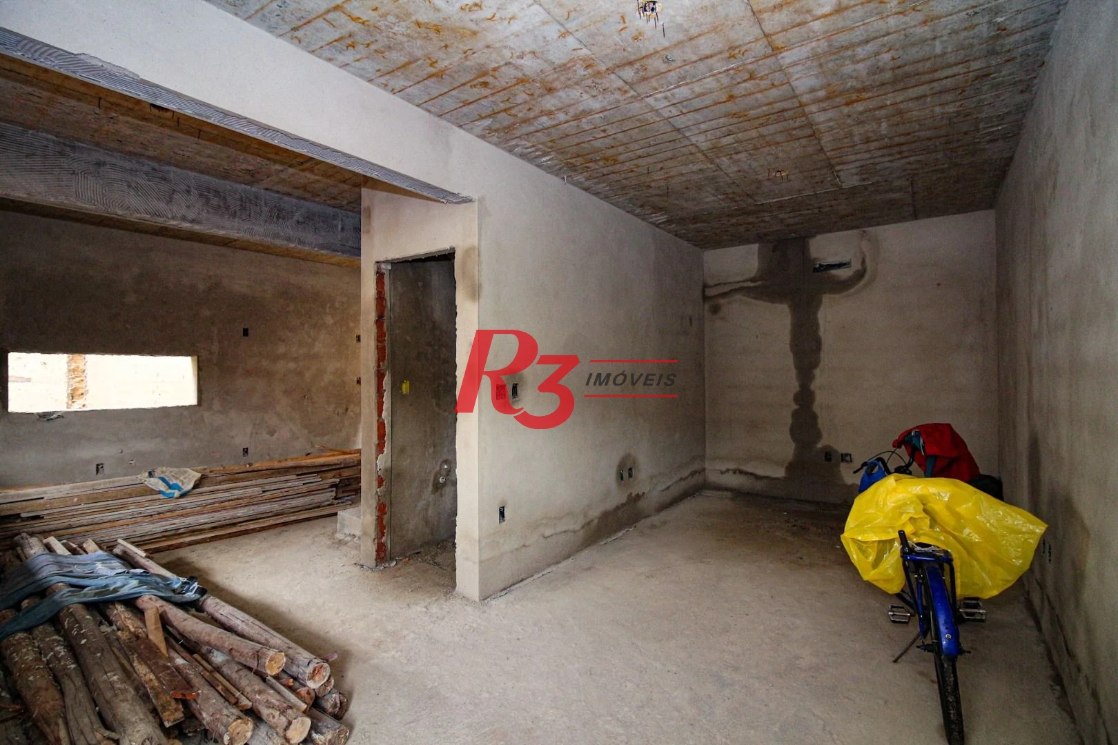 Sobrado Novo em Villagio com  03 Dorms