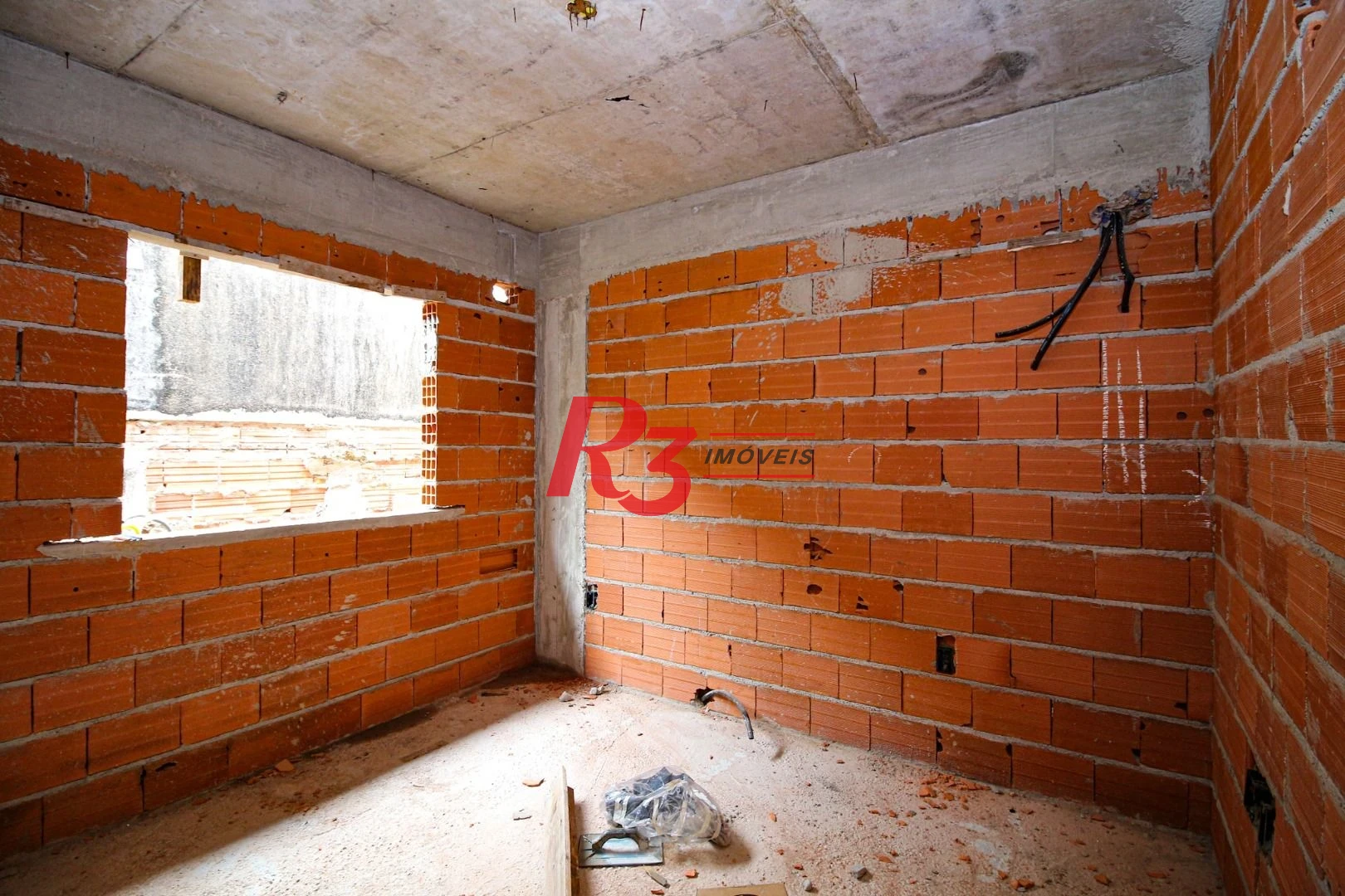 Sobrado Novo em Villagio com  03 Dorms