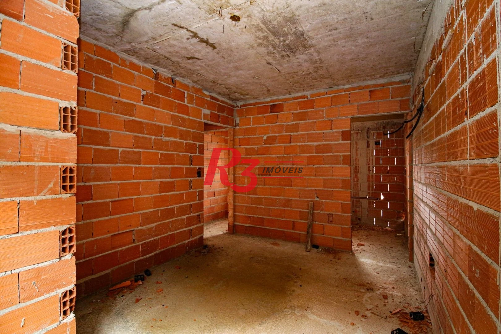 Sobrado Novo em Villagio com  03 Dorms