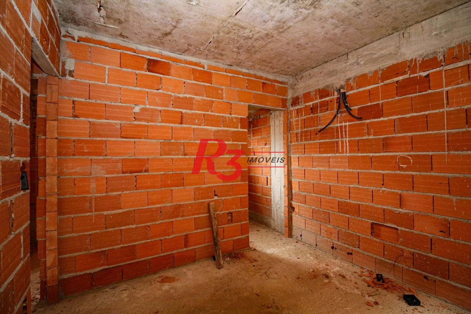 Sobrado Novo em Villagio com  03 Dorms
