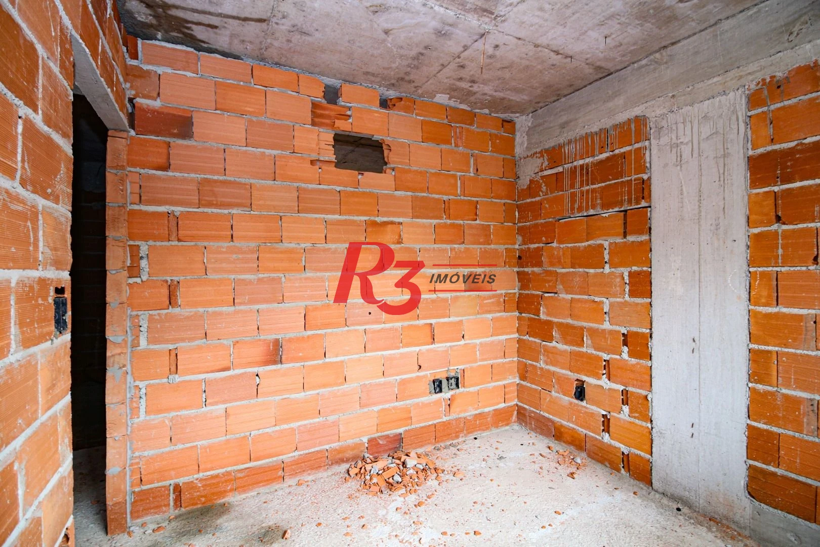 Sobrado Novo em Villagio com  03 Dorms