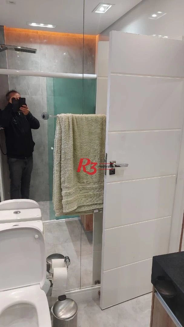 Excelente imóvel de frente para o mar.