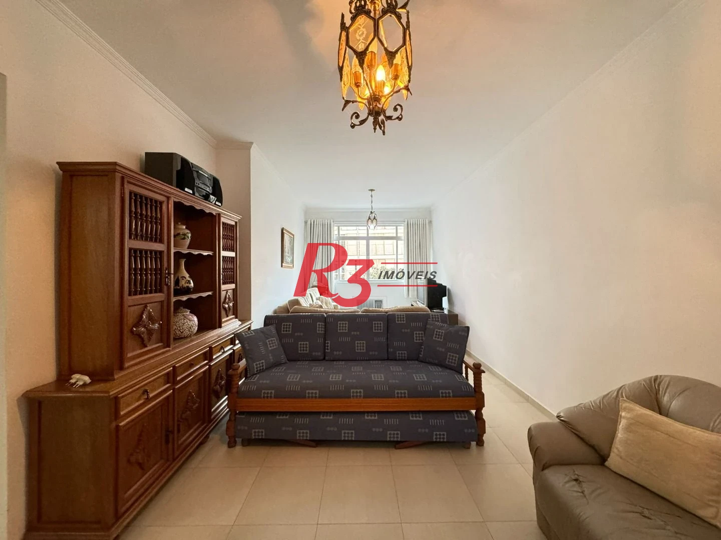 Apartamento com 2 dormitórios na quadra da praia à venda, 127 m² por R$ 700.000 - Aparecida - Santos/SP