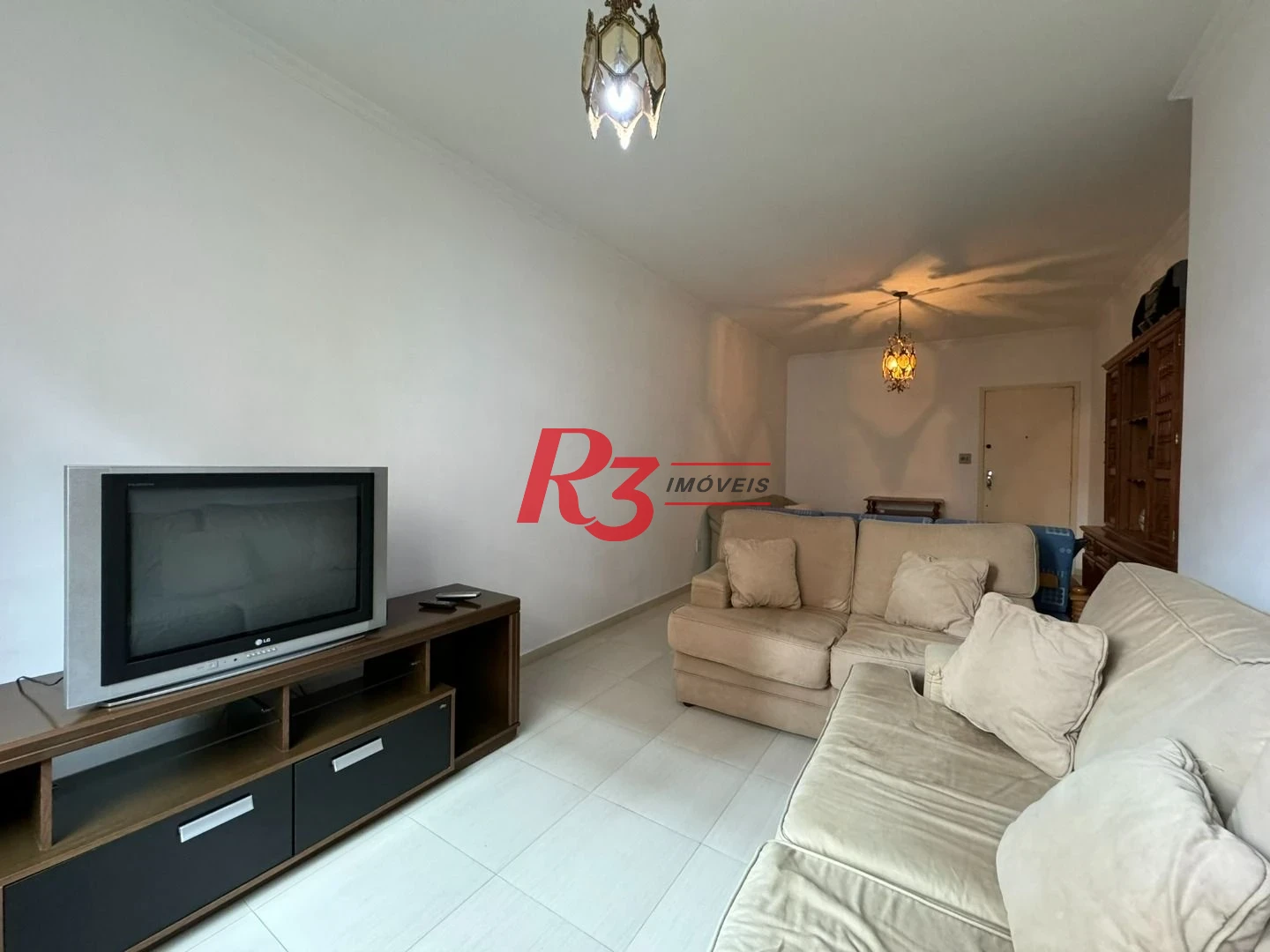 Apartamento com 2 dormitórios na quadra da praia à venda, 127 m² por R$ 700.000 - Aparecida - Santos/SP