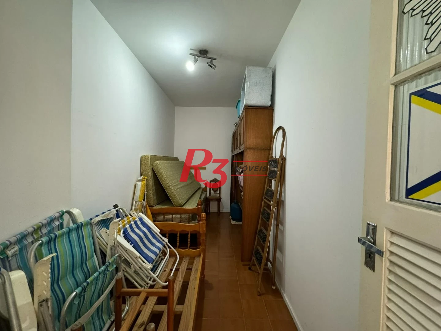 Apartamento com 2 dormitórios na quadra da praia à venda, 127 m² por R$ 700.000 - Aparecida - Santos/SP