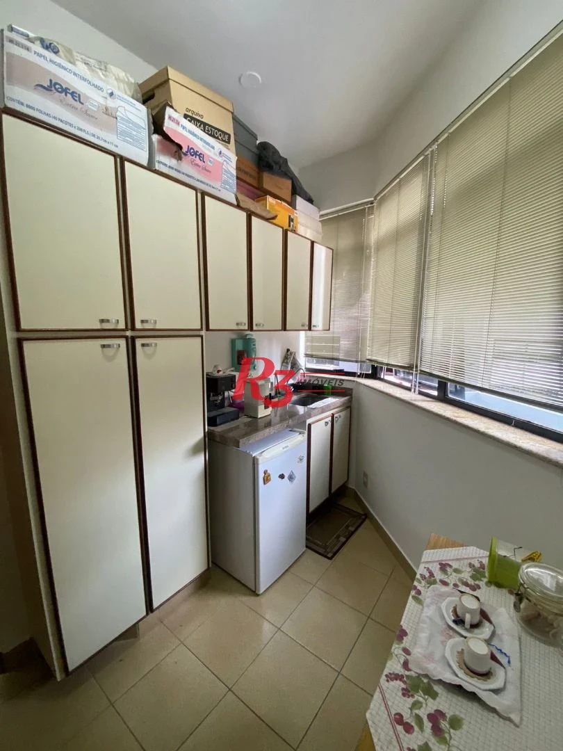 Conjunto à venda, 114 m² por R$ 390.000,00 - Pompéia - Santos/SP