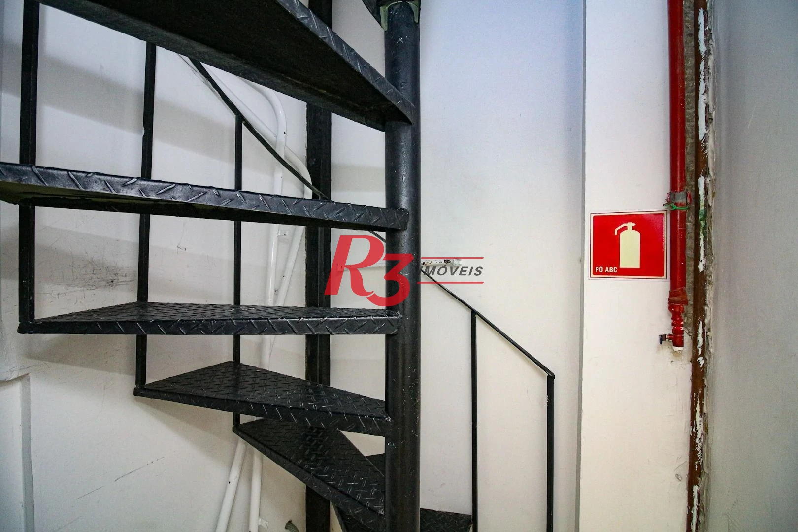 Loja para alugar, 30 m² por R$ 6.000,00/mês - Gonzaga - Santos/SP