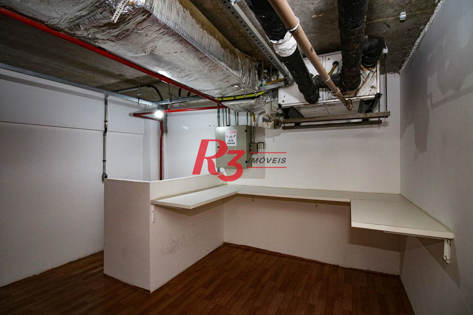 Loja para alugar, 30 m² por R$ 6.000,00/mês - Gonzaga - Santos/SP