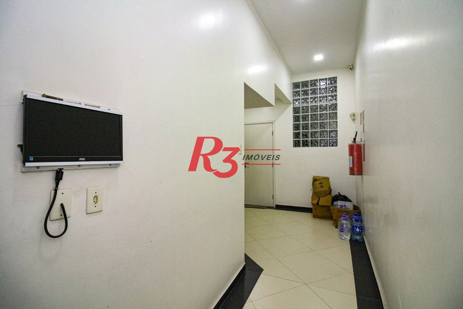 Prédio, 666 m² - venda por R$ 3.000.000,00 ou aluguel por R$ 35.000,00/mês - Vila Nova - Santos/SP
