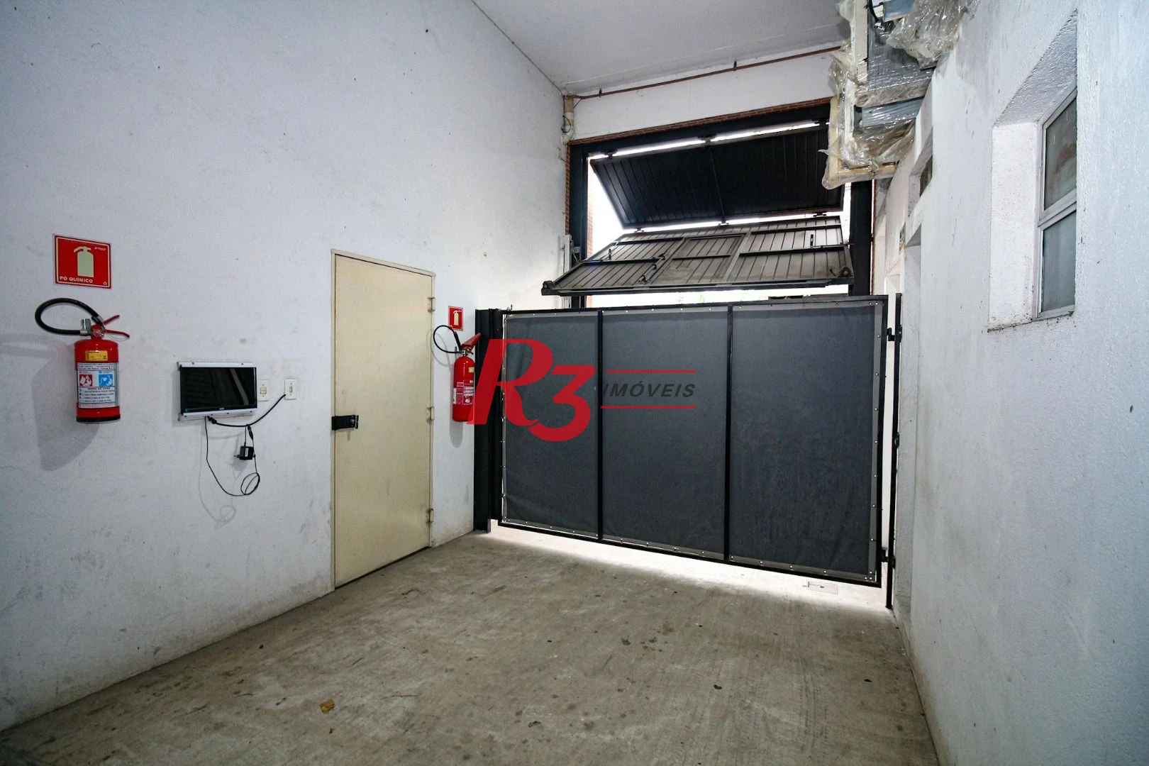 Prédio, 666 m² - venda por R$ 3.000.000,00 ou aluguel por R$ 35.000,00/mês - Vila Nova - Santos/SP