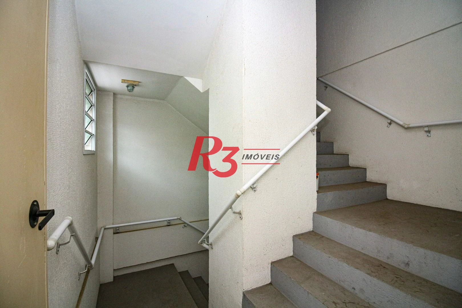 Prédio, 666 m² - venda por R$ 3.000.000,00 ou aluguel por R$ 35.000,00/mês - Vila Nova - Santos/SP