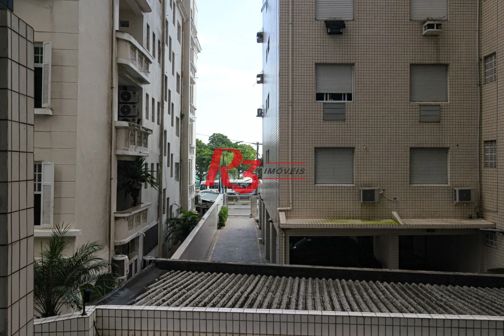 Apartamento com 3 Quartos à venda, 272 m² por R$ 2.950.000 - Gonzaga - Santos/SP